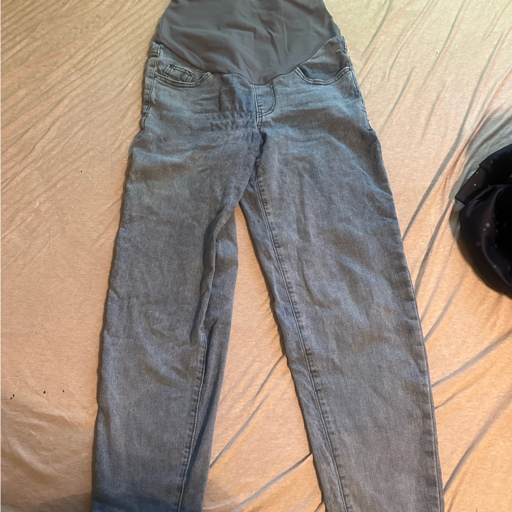 Maternity light wash Jeans